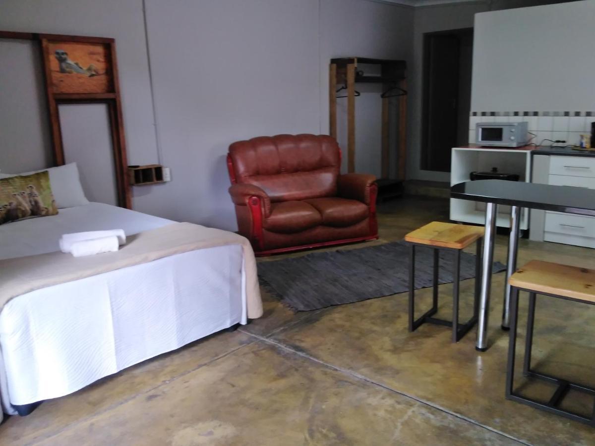 Die Windpomp Guesthouse Gobabis Exterior foto
