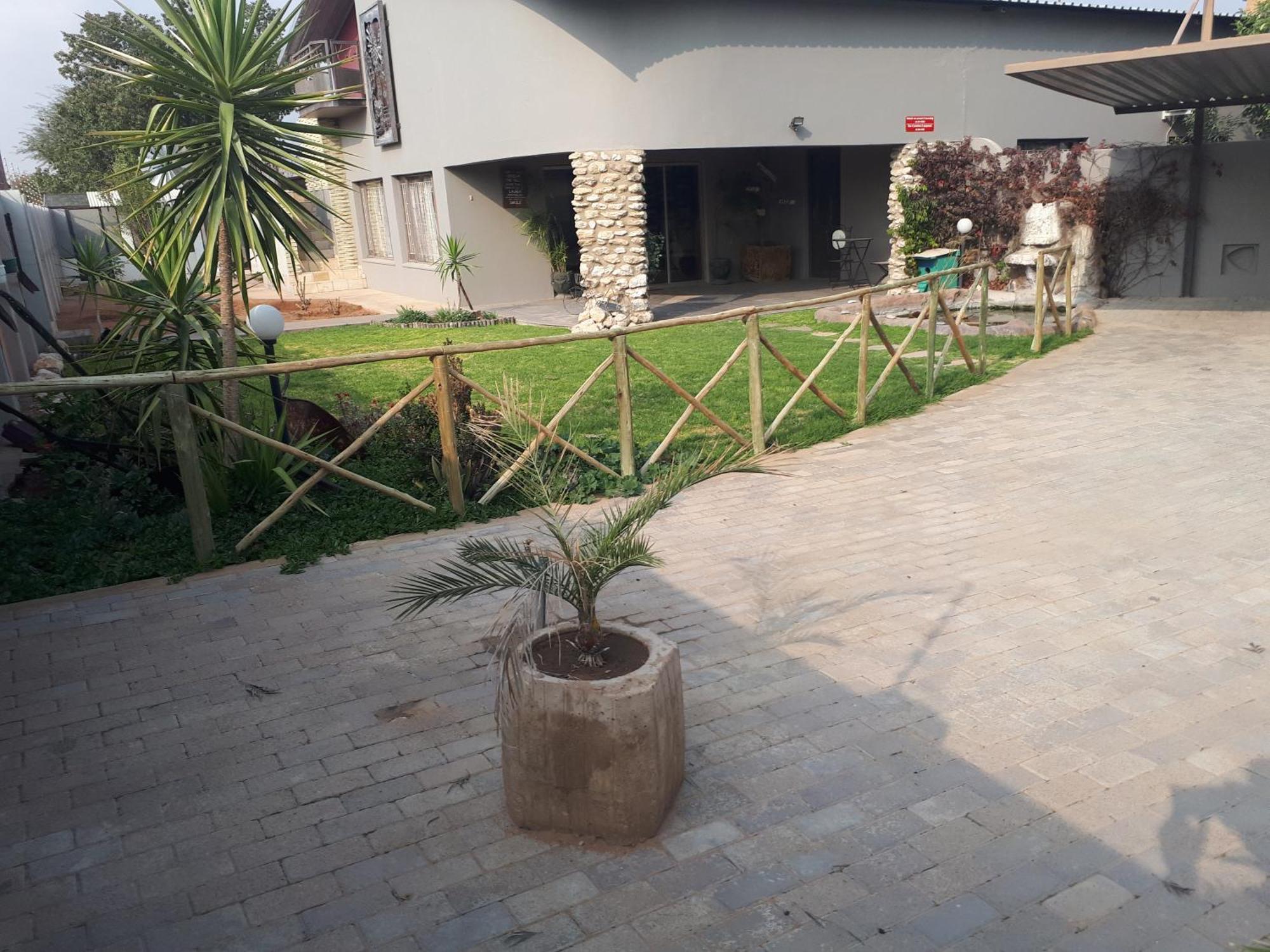 Die Windpomp Guesthouse Gobabis Exterior foto
