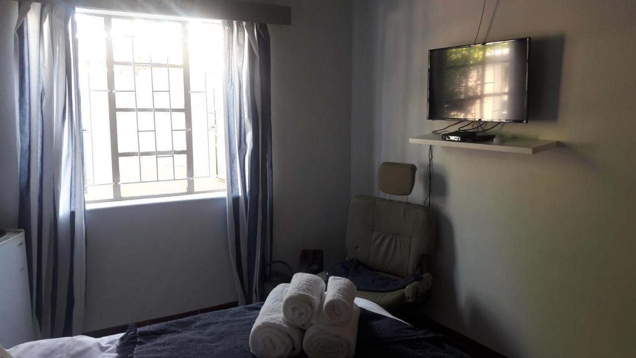 Die Windpomp Guesthouse Gobabis Exterior foto